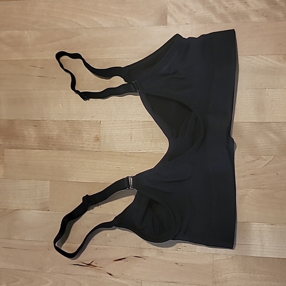 SKIMS Seamless Sculpt Bralette Onyx Size Small/Medium - Picture 4 of 6